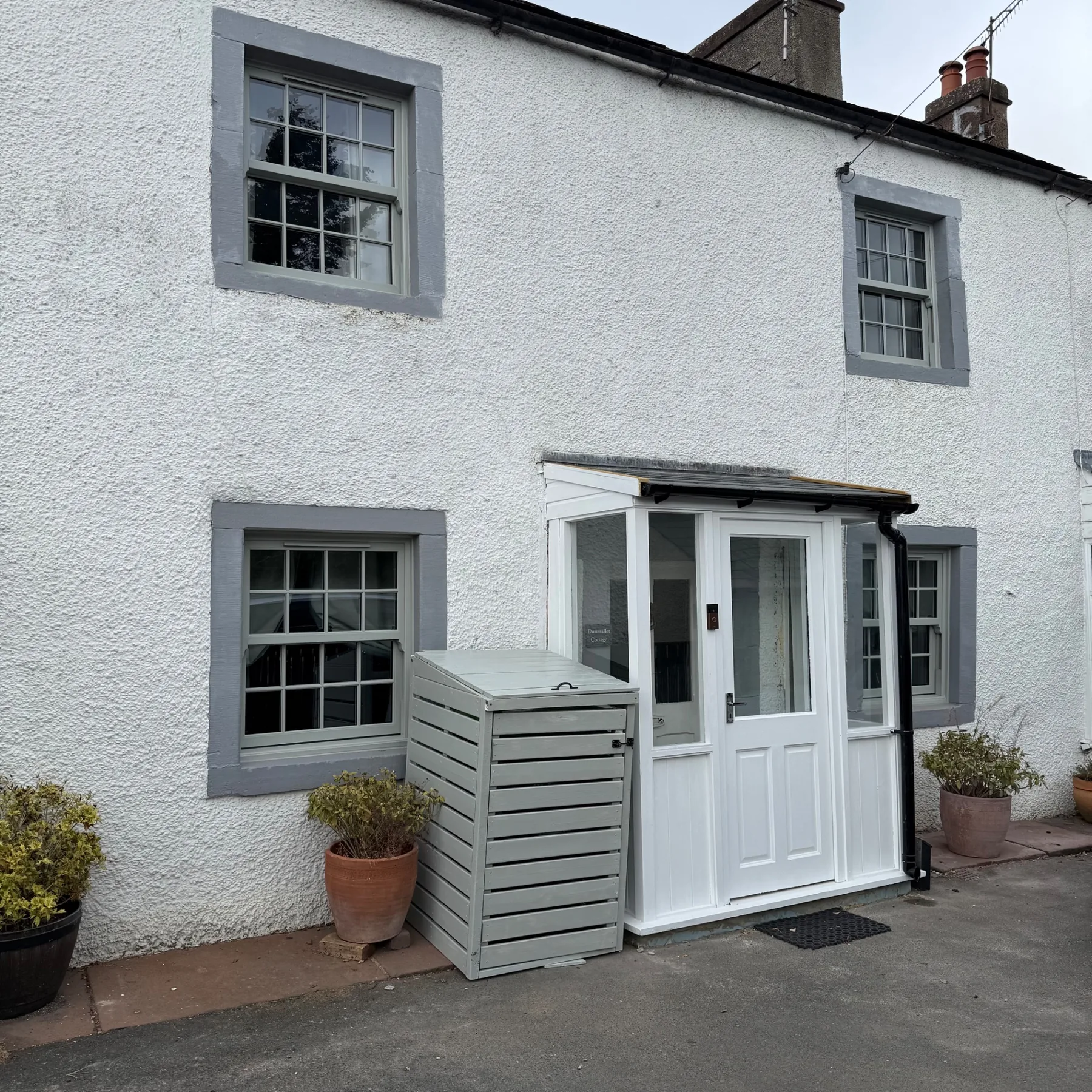 The newly replaced porch at Dunmallet Cottage
